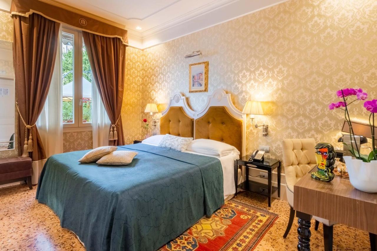 Double or Twin Room Garden View
