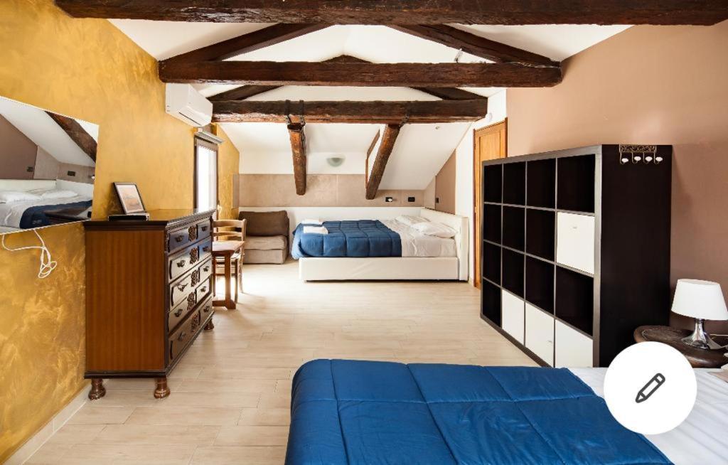 Triple Room with Private External Bathroom