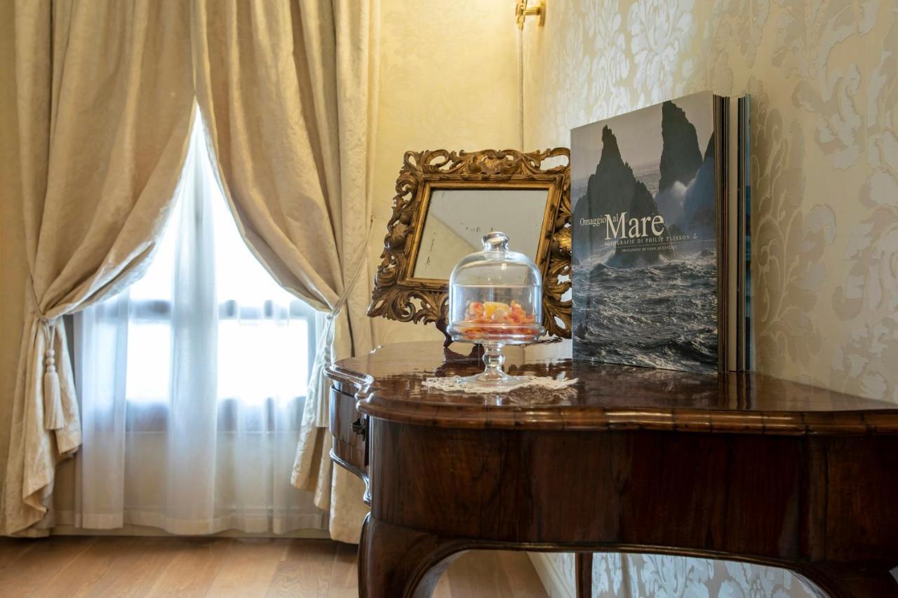 Luxury Triple Room