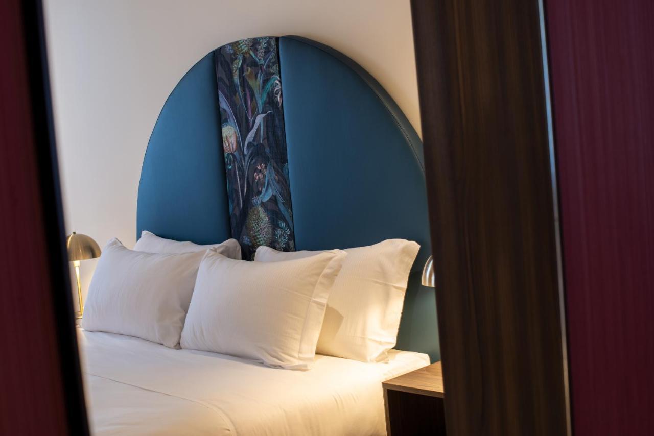 Deluxe Double Room,1206184759:JPEG