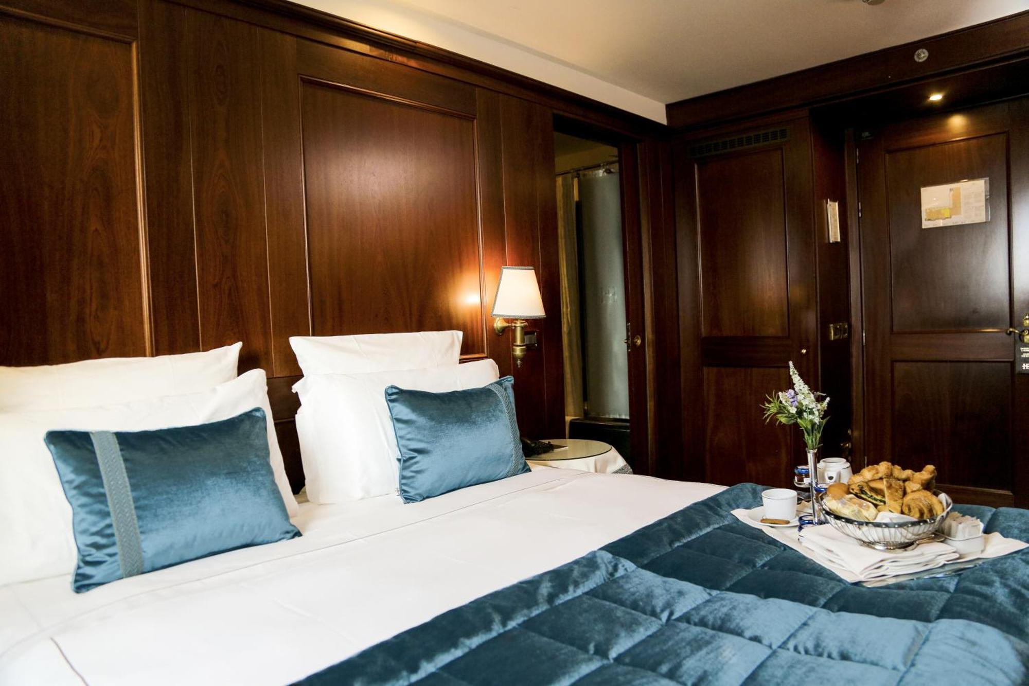 Superior Double Room Lagoon View