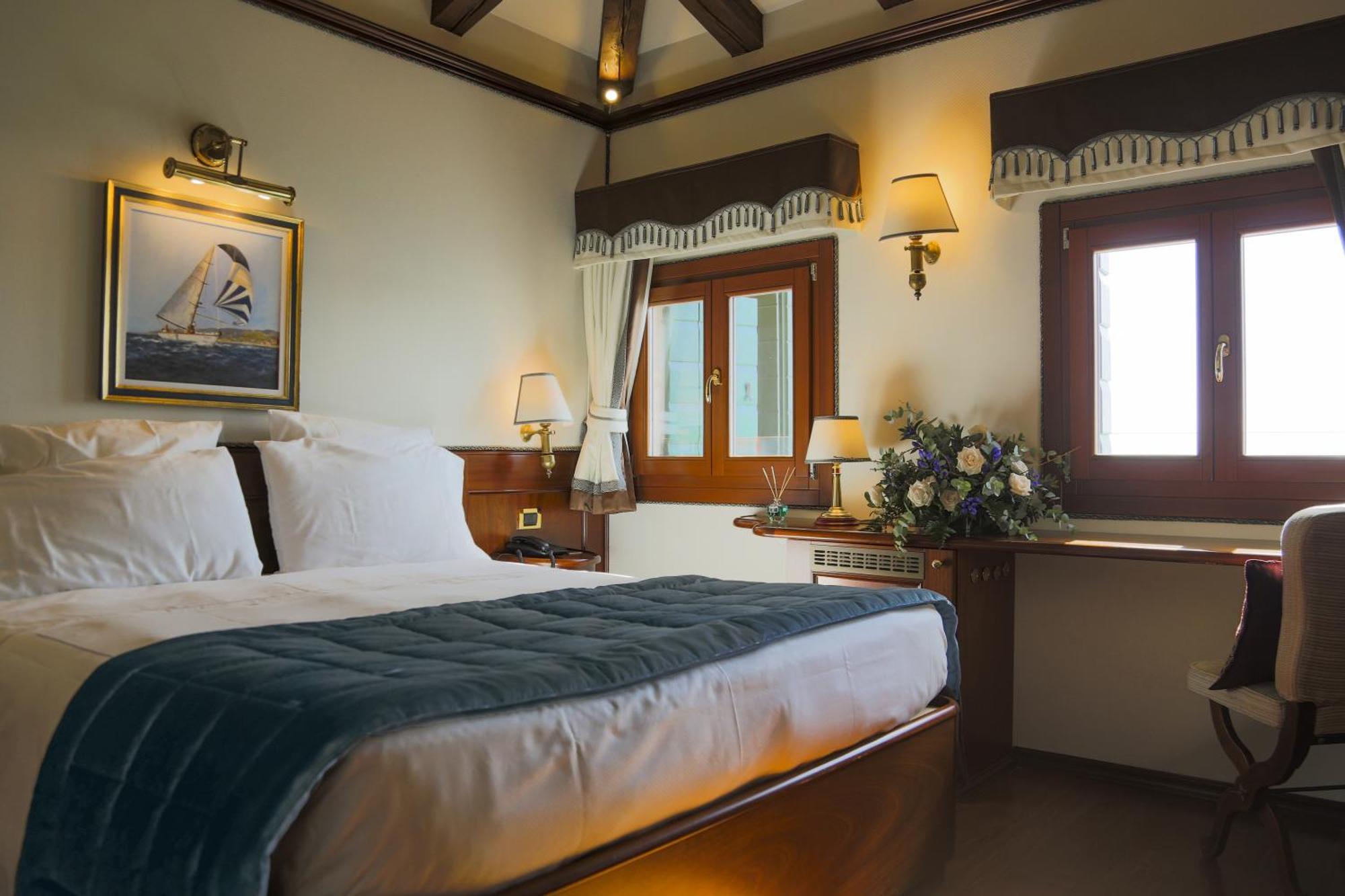 Superior Double Room Lagoon View