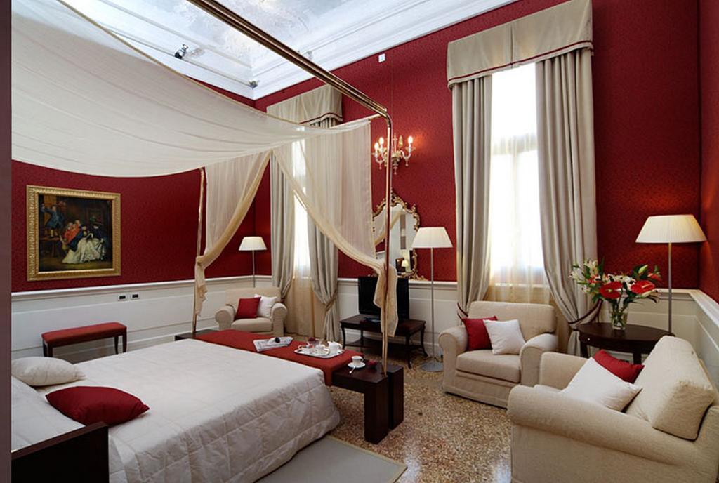 Deluxe Junior Suite