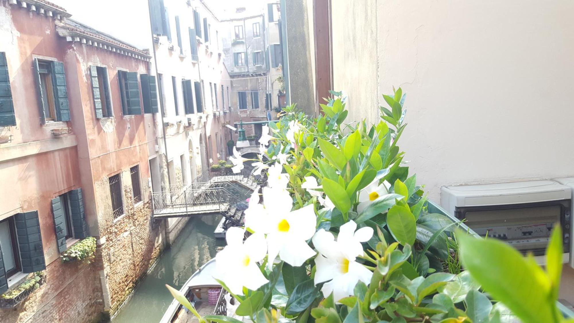 Single Room Canal View