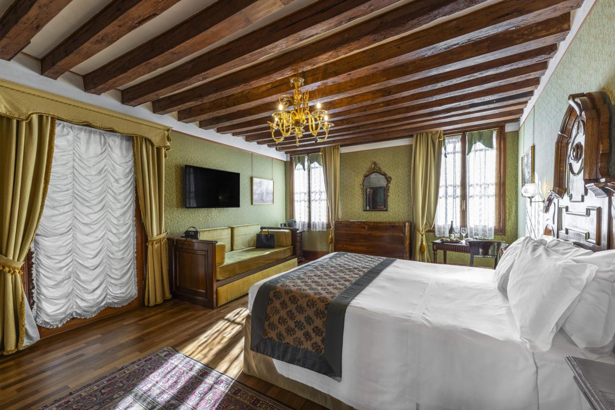 Comfort Room