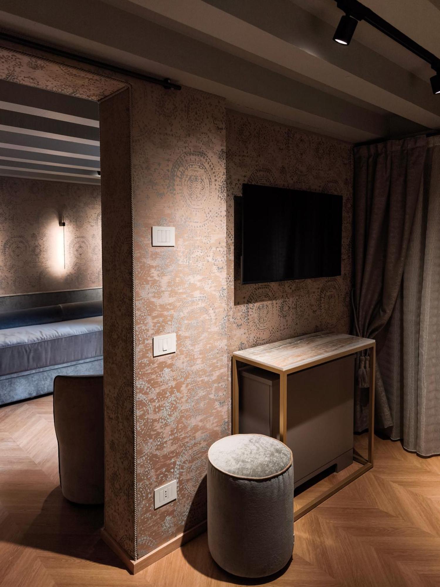 Elegant Family Suite Annex
