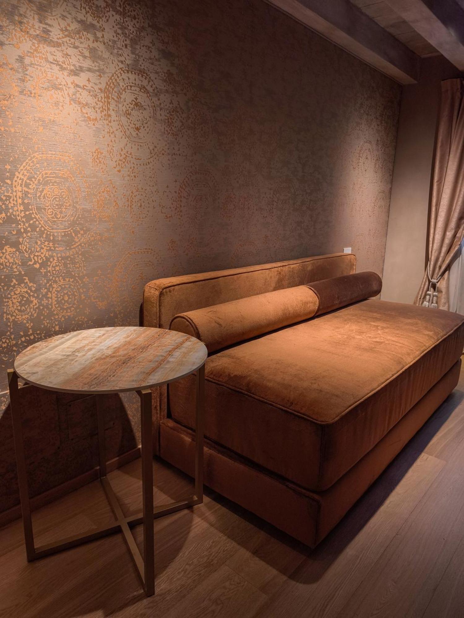 Elegant Family Suite Annex