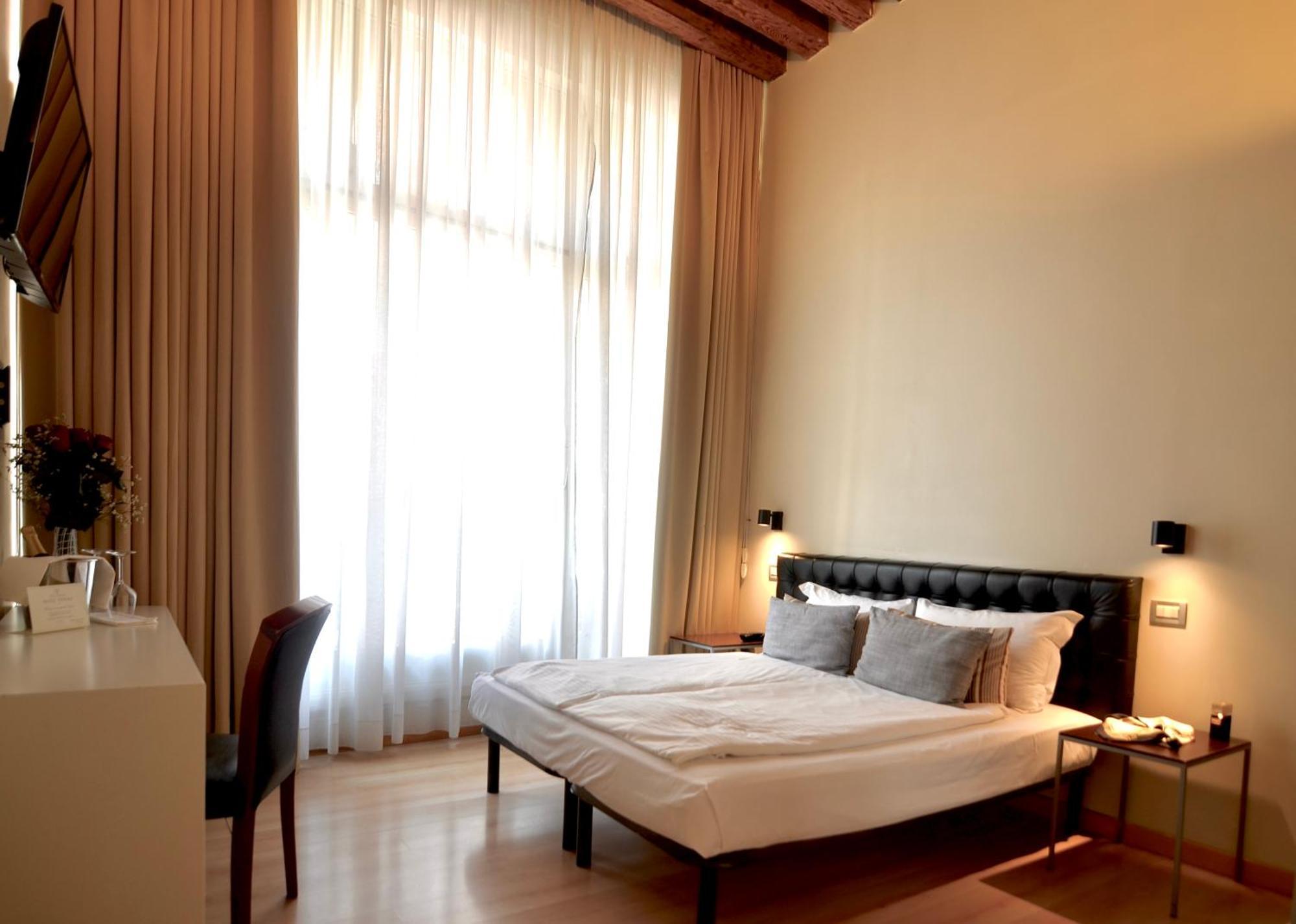 Deluxe Double or Twin Room Balcony