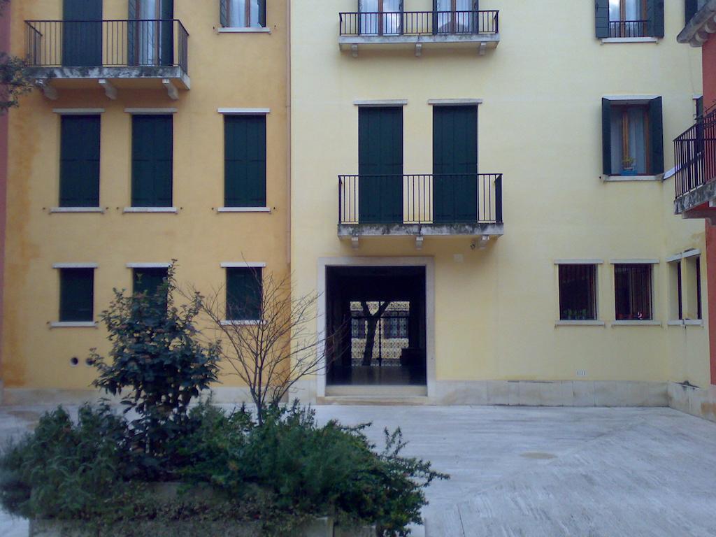 Bed in 3-Bed Mixed Dormitory Room