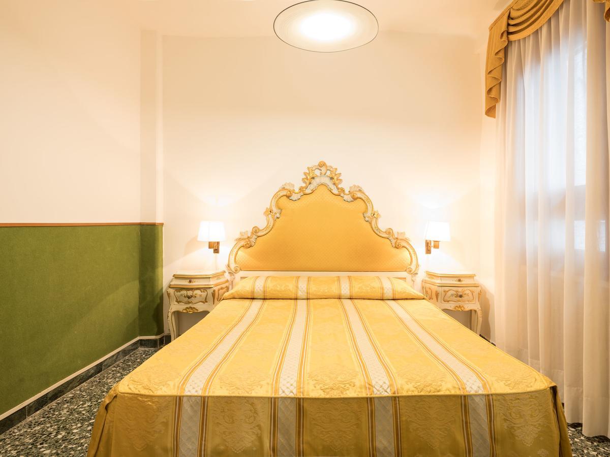 Superior Double Room with Canal View