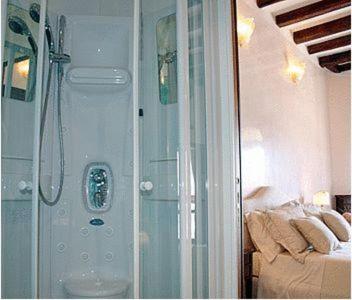 Junior Suite with Lagoon View