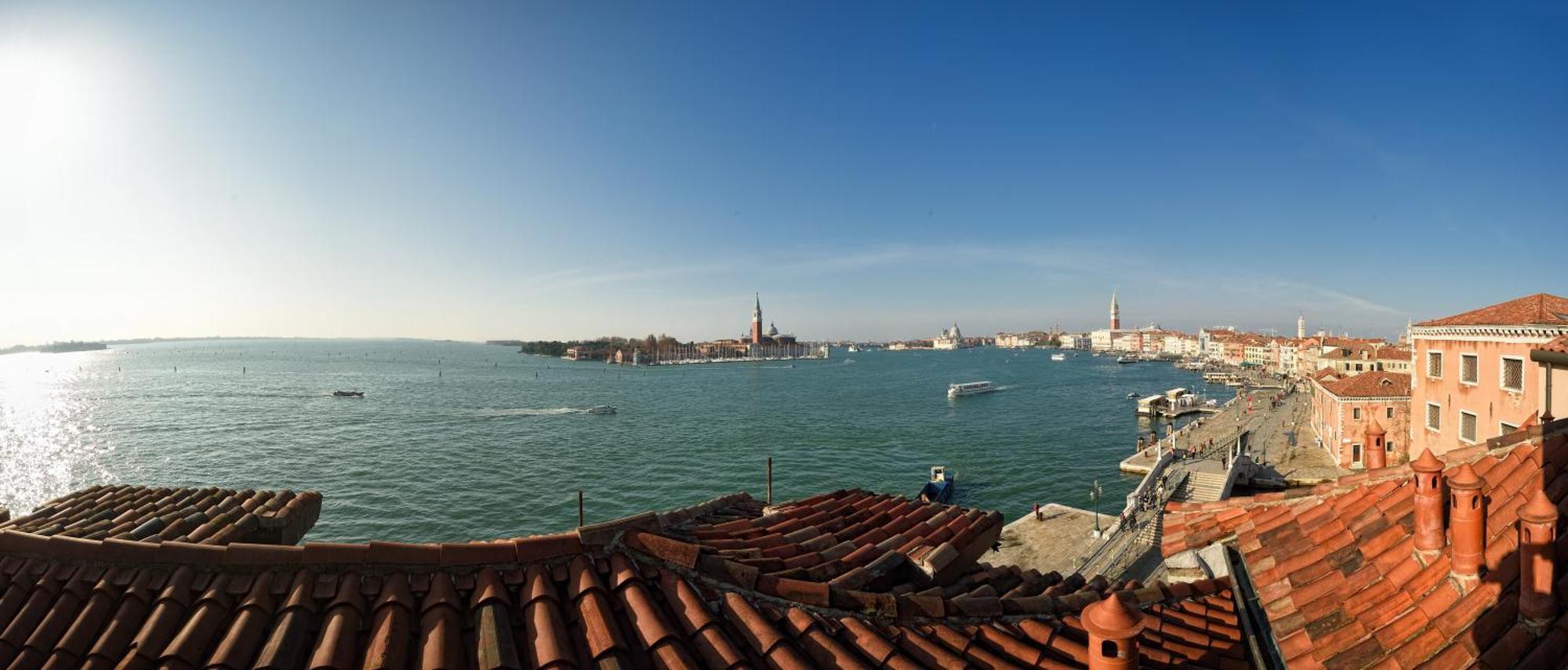 Suite Terrace Lagoon View