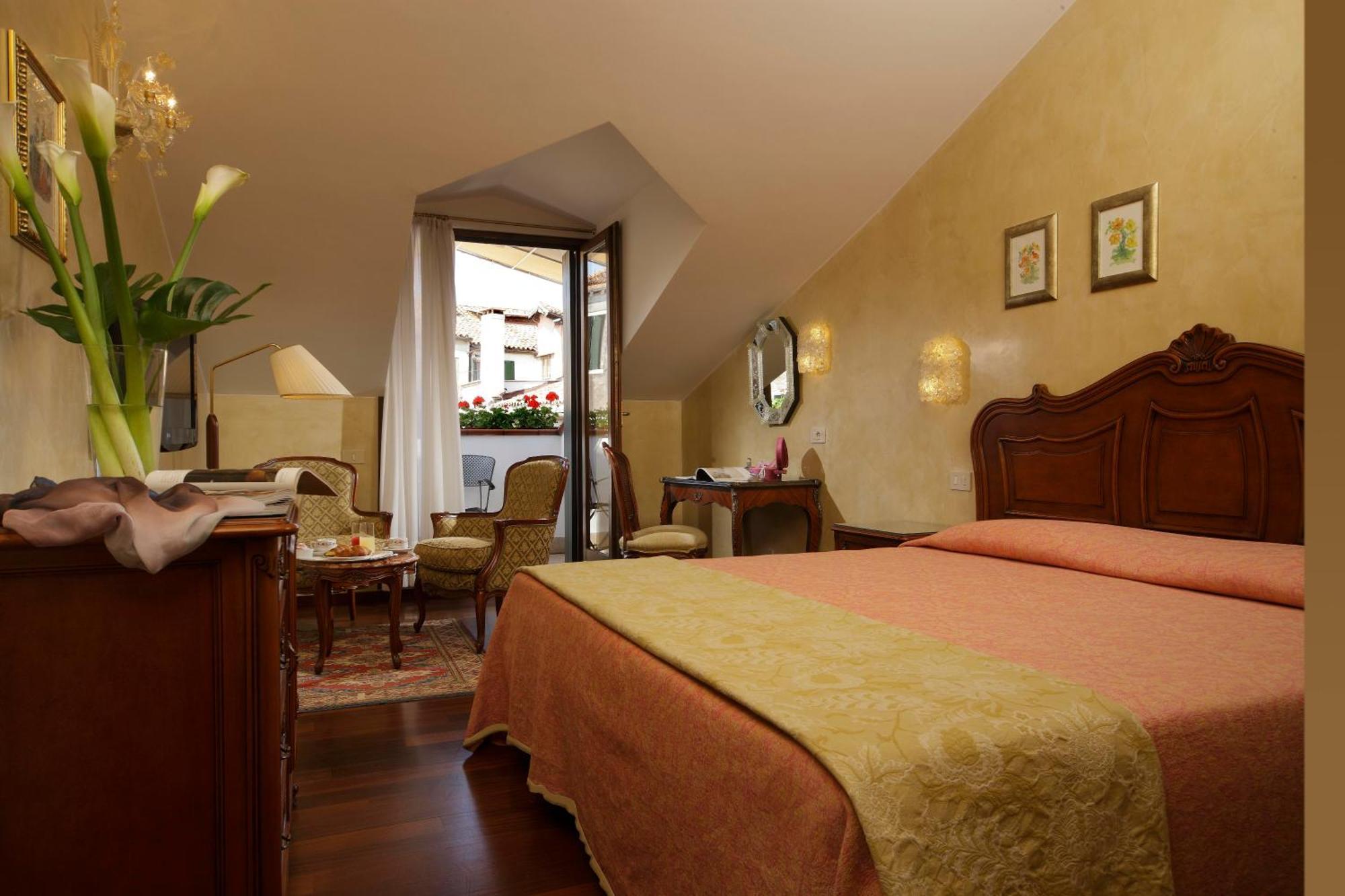 Superior Double or Twin Room with Terrace,110156628:JPEG