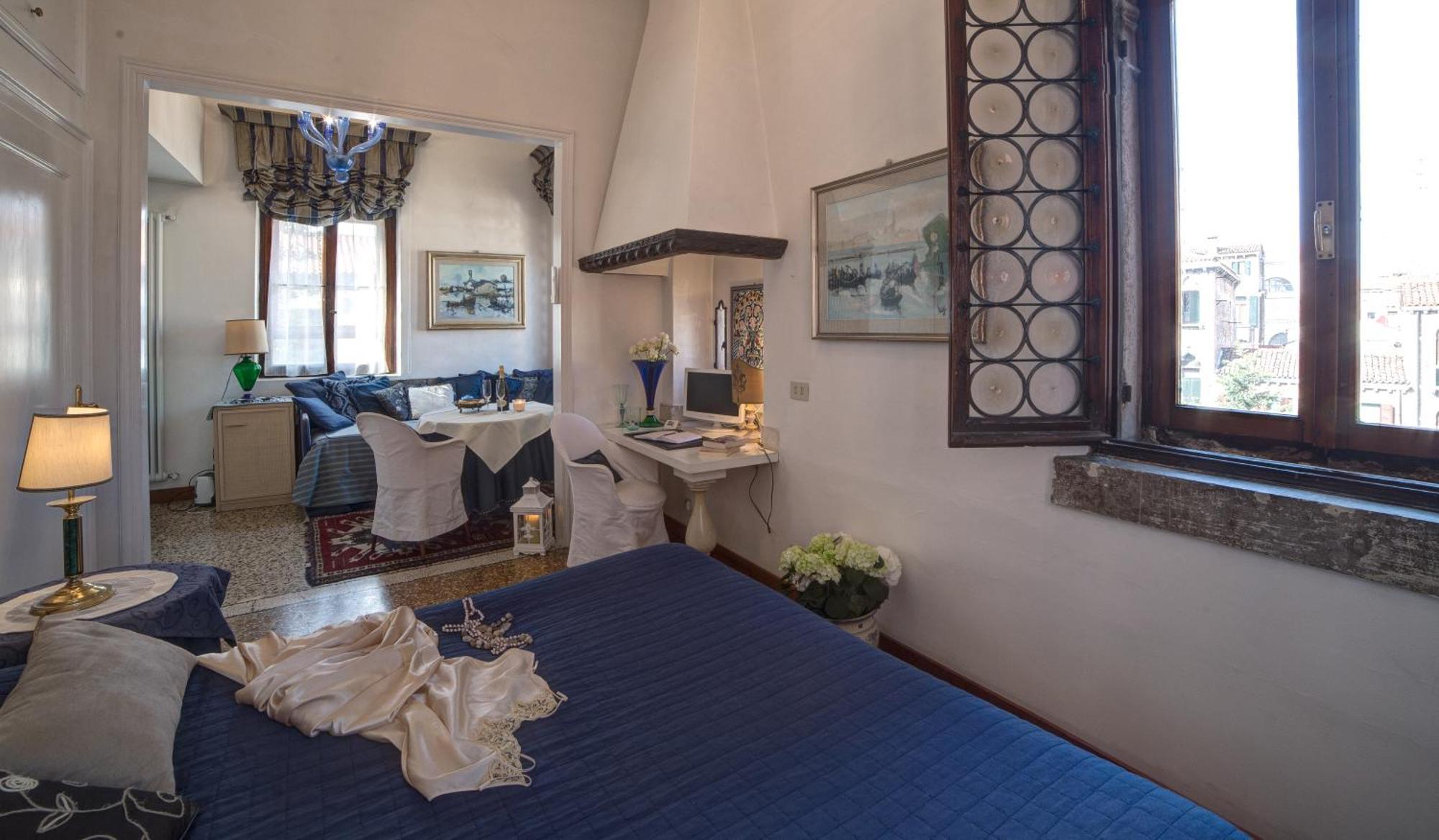 Superior Double Room,744717613:JPEG
