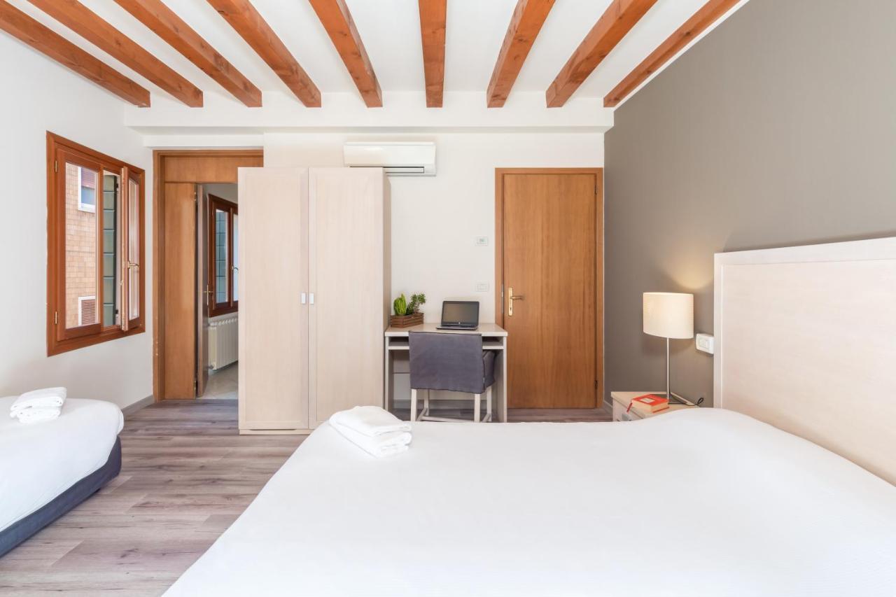 Economy Triple Room
