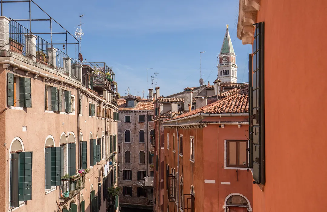 Hotel Bella Venezia-1