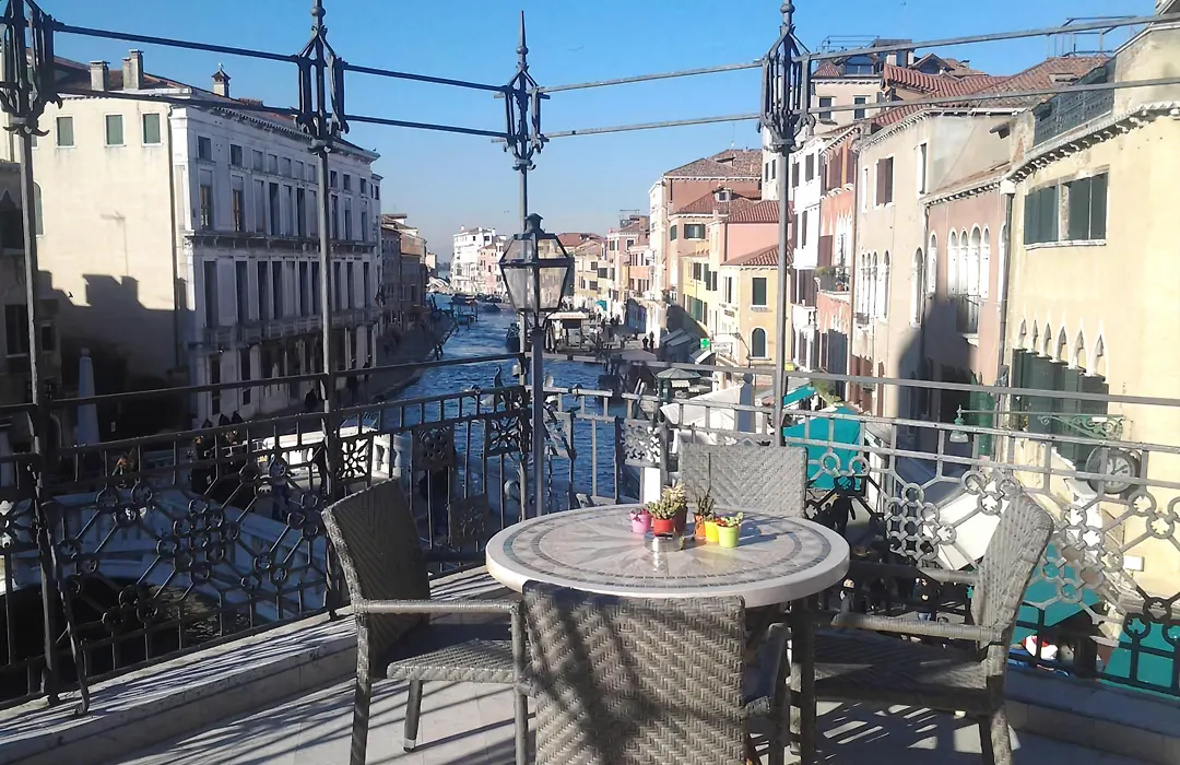 Palazzina Veneziana-1