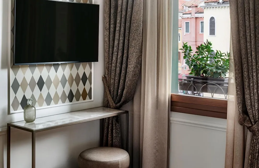 Hotel Arlecchino-1