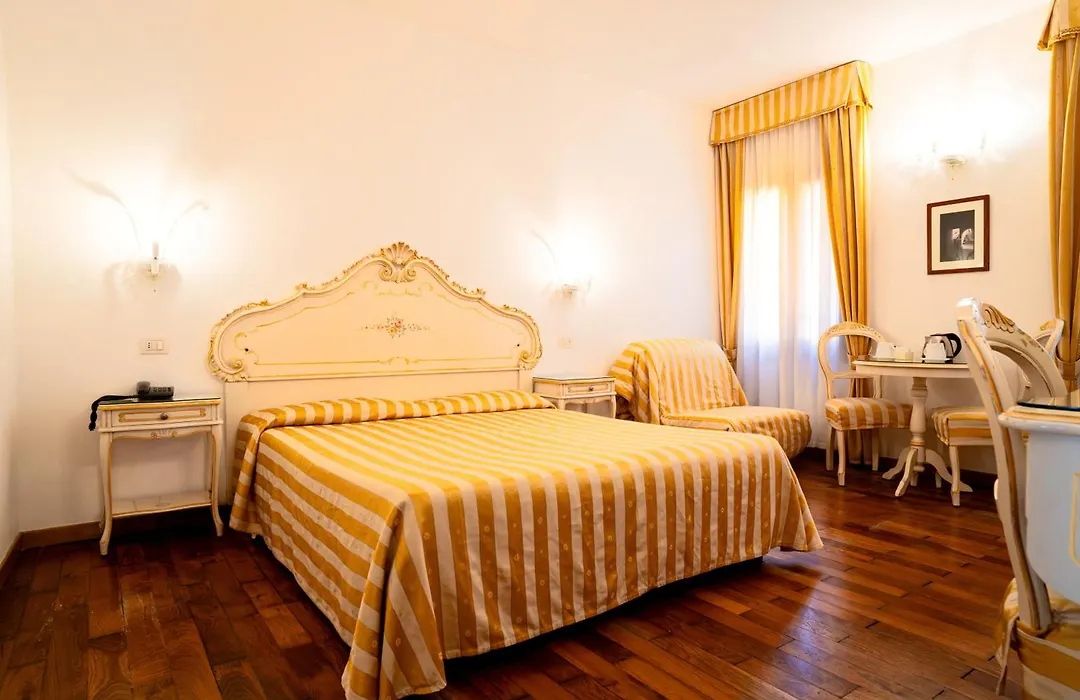 Casa Sul Molo-1
