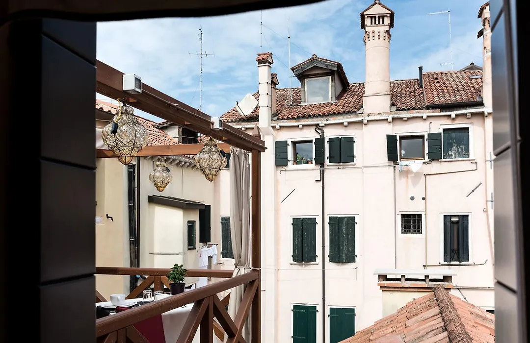 B&B Casin Dei Nobili-1