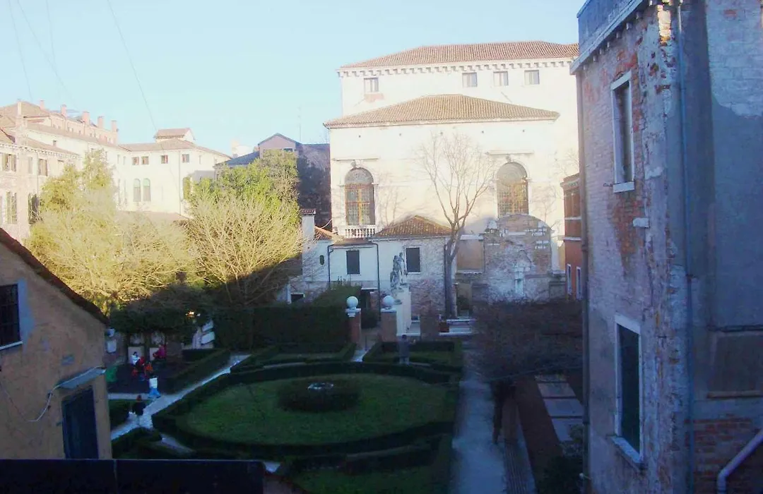 B&B Leonardo-1