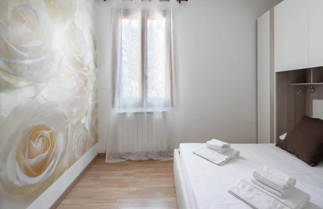San Polo Canal View Apartments By Wonderful Italy-1
