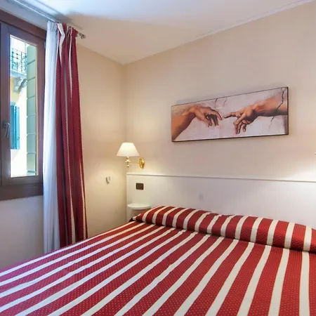 Venice Resorts Guesthouse Vicino Piazzale Roma E Stazione-2