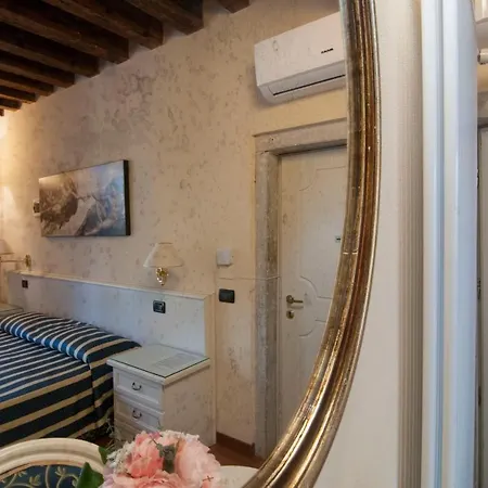 Venice Resorts Guesthouse Vicino Piazzale Roma E Stazione-3