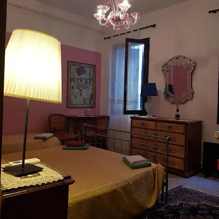 Fiabe Venice Rooms-3