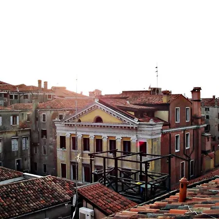 Venice Apartments-2