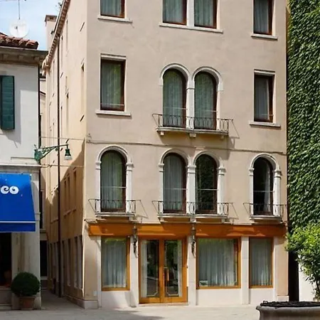 Hotel Anastasia-3
