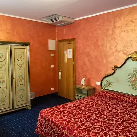 Hotel Malibran-3