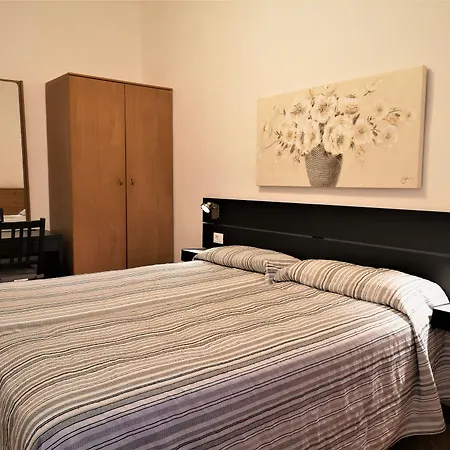 Hotel Rossi-3