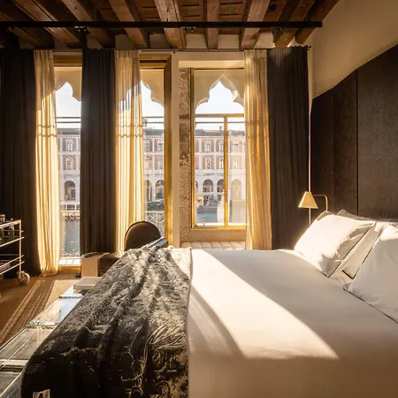 The Venice Venice Hotel-3