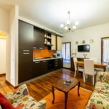 Grimaldi Apartments Cannaregio-2