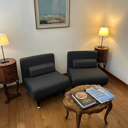Le Due Corone Bed & Breakfast-3