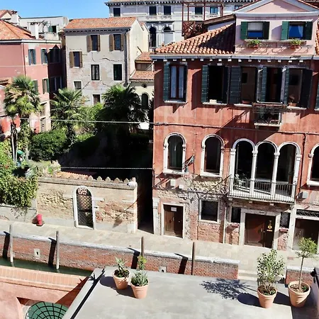 Palazzo Vendramin Costa-2